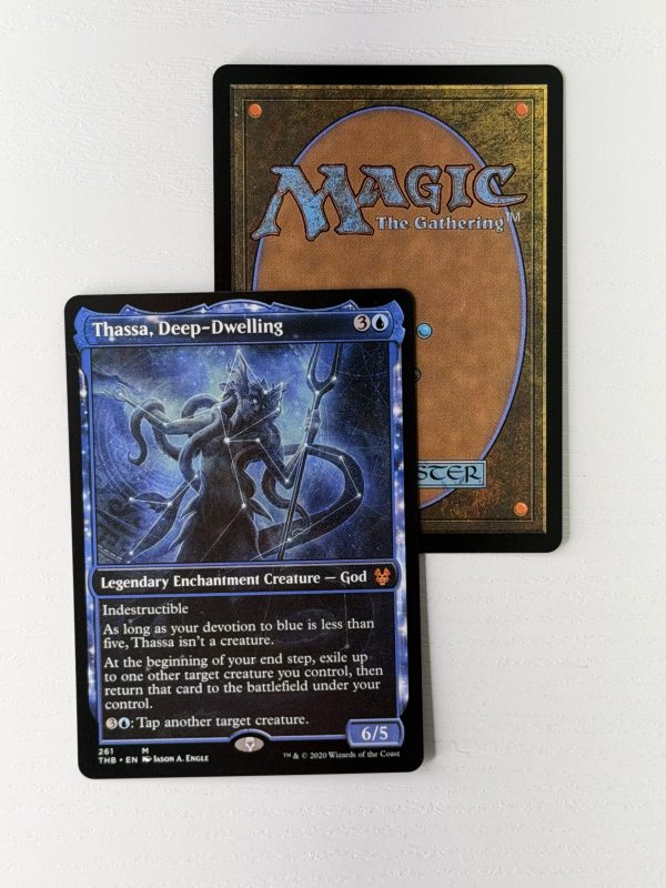 Thassa, Deep-Dwelling Showcase Foil TL38